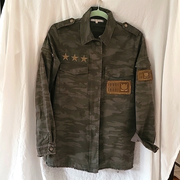 Willow & Clay Camouflage Sirt Jacket - Picture 1 of 8